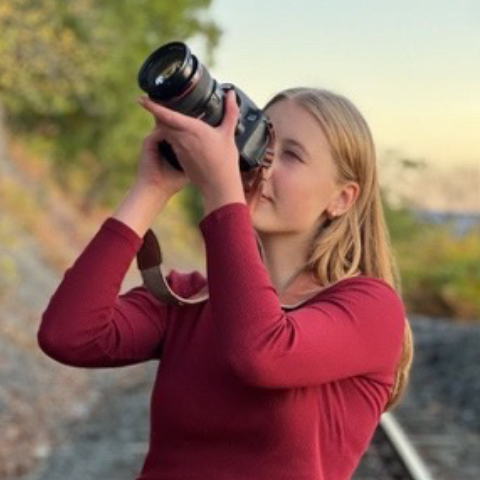 Adelaide Riedl headshot